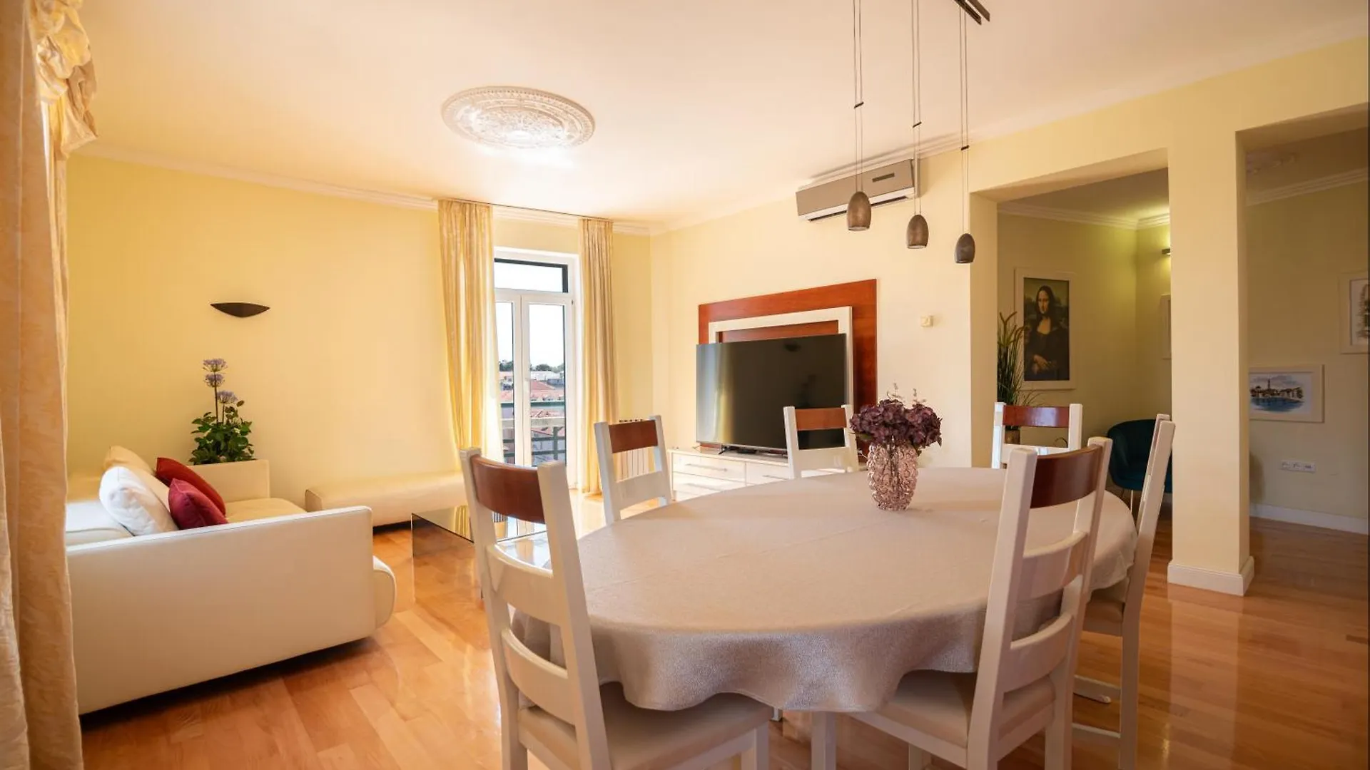 Apartmán Lucy Retreat - Split Center - Near Diocletian'S Palace With Jacuzzi